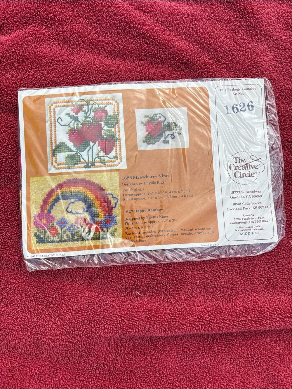 The Creative Circle Strawherry Vines & Happy Rainbow Cross Stitch Kit